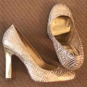 Tory Burch White and Gold